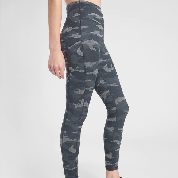ATHLETA | Ultimate Stash Pocket Camo 7/8 Tight - Picture 3 of 9